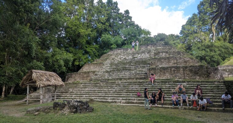 21 novembre – Flores et Yaxha